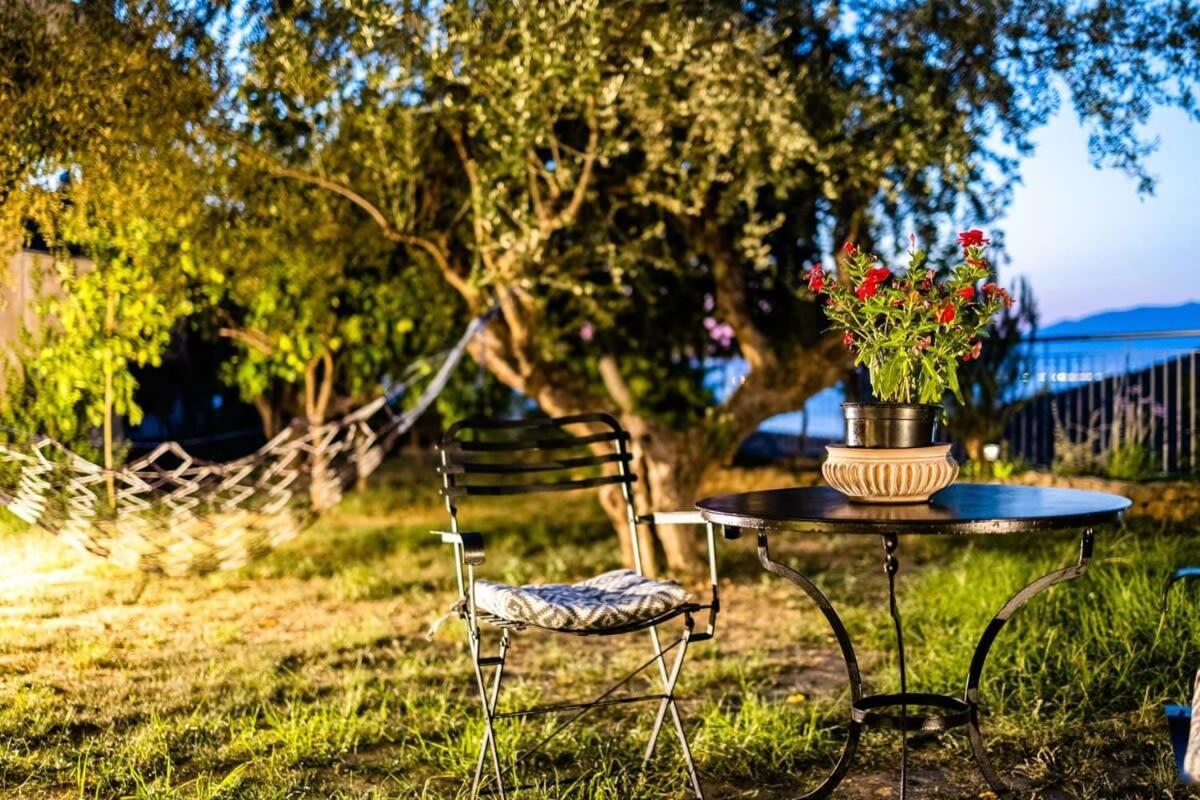Kitries Summer Getaway - Eden Sandy Suite Kitriai ภายนอก รูปภาพ
